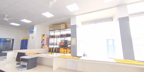 Store Image 4